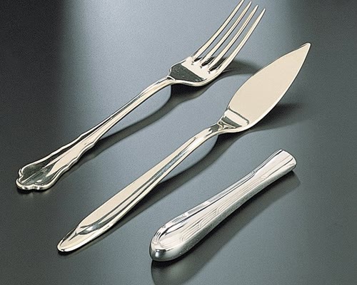 Cutlery polishing sample with bright surface finish